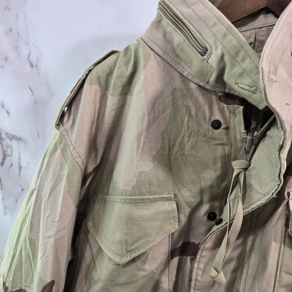 Vintage Desert Camo Jacket Mens Large Regular Coat Cold Weather Field Class 4 - Picture 2 of 11